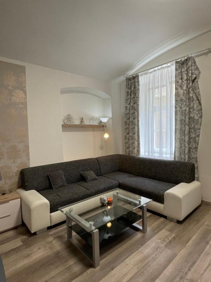 Wenceslas Square Two-Floor Apartment Praga Esterno foto